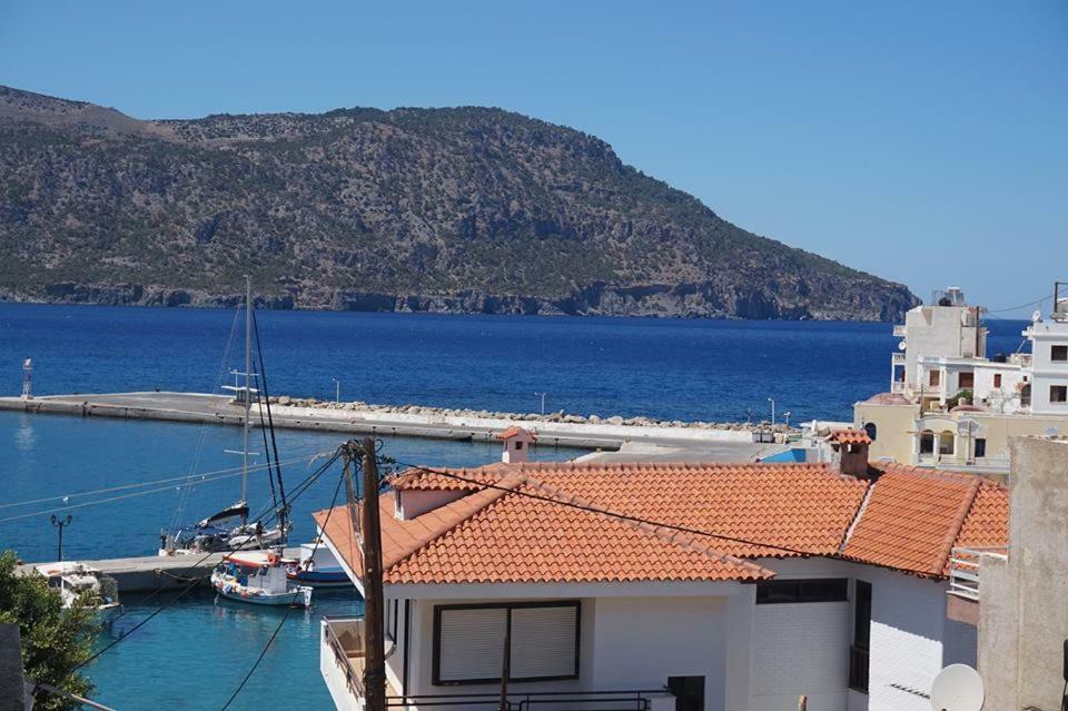 Appartement Artemis House à Karpathos Extérieur photo
